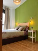 Amazing Apartment in the Heart of Malaga POOL & FREE PARKING - Chambres d'hôtes Málaga