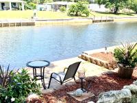 Beautiful Waterfront Home Less Than 7 mins to Beaches - B&B