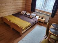 Dreibettzimmer mit eigenem externen Bad