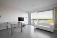Beautiful Top Floor Seaview Studio Apartment B'berge-Bruges - B&B Blankenberge