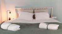 King Studio with Sofa Bed