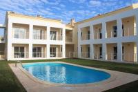 One-Bedroom Apartment with Balcony