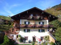 Apartment mit Balkon