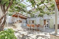 Emily's cottage house - Bed and Breakfast Kastellánoi