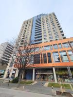 Mills - free parking - balcony with city view - close to Nivy mall - Bed and Breakfast Bratislava