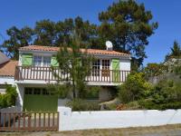 Maison Boisée à La Tranche-sur-Mer, Proche Plage Sainte Anne et Commodités - FR-1-22-260 - B&B La Tranche-sur-Mer
