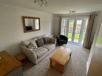 B&B Haddenham - 2 Bedroom Ground Floor Flat - Bed and Breakfast Haddenham