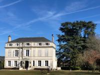 La maison au cèdre - Bed and Breakfast
