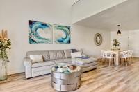 Las Olas Cabana- Close to Beach & Restaurants - B&B