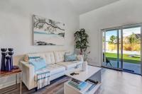 Lux Beach Cabana - Close to Beach & Restaurants - B&B