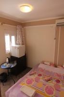 Apartment with Shower