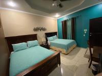 Habitación Doble Estándar con 2 camas grandes