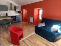 Superbe appartement au cœur du village - Bed and Breakfast