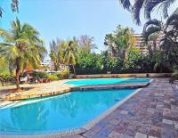 5-MINS WALK TO BEACH WITH POOL, Batu Ferringhi - Chambres d’hôtes Batu Feringgi