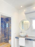 Camera Deluxe Matrimoniale/Doppia con Letti Singoli con Accesso Piscina