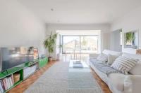 B&B London - Peaceful 2 Bedroom Flat with Roof Terrace - Hackney - Bed and Breakfast London