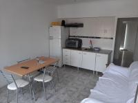 CASA VERDE 1 depto - B&B Carhué