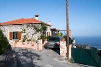 Stone house with panoramic view - B&B