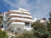 Apartamento en Puig Rom con piscina y aparcamiento, cerca de Roses - ES-228-106 - B&B Roses