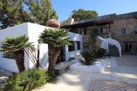 Villa Mahe Tennis Karystos island EVIA - B'Your Home - Bed and Breakfast Kárystos
