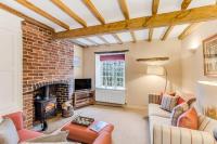 Brand Hill Cottage with Hot Tub - B&B Loughborough