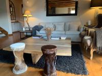 Casa en Estavar Residential con jardín y piscina - B&B Estavar