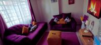 The Purple Gem Airbnb -South B- Oak South Apartments - Chambres d’hôtes Nairobi