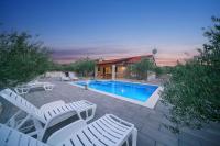 B&B Vodice - Villa Ivy - with outdoor swimming pool - Bed and Breakfast Vodice