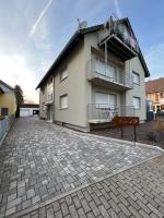 Die 19 - B&B