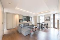 B&B London - New Build-Air Con-2 Bedroom-Two Bathrooms Apt 3 - Bed and Breakfast London