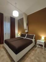 Single Bed in Mixed Dormitory Room