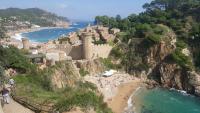 Apartamento con Parking a 200m del mar - B&B Tossa de Mar