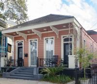 B&B New Orleans - Beautifully Updated New Orleans House *sleeps 6* - Bed and Breakfast New Orleans