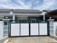 M Guest House - Bed and Breakfast Muar