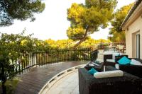 Vasiliki's Villa Beach Front and Pool - B&B Pórto Chéli