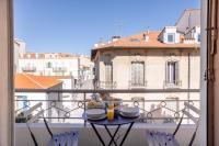 Cannes centre apartment with a balcony - B&B Cannes