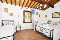 One-Bedroom Deluxe Apartment