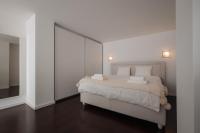 SKAU Eurovea Duplex Apartment Danube Exclusive View Free Parking - Chambres d'hôtes Bratislava