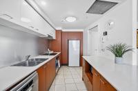 Chevron Renaissance Apartment 2252