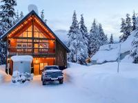Walk-In Skiing/Tubing Across at Summit East - B&B