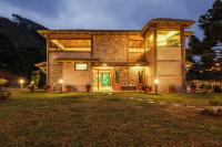 Casa Mundo Verde - Mansão na Serra da Mantiqueira - B&B Camanducaia