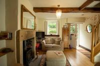 Characterful 2 bed cottage in excellent location - Bed and Breakfast Baslow
