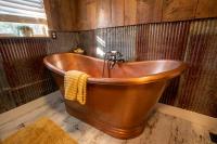 B&B Dardanelle - Nebo's Foot, Cabin Escape with Game-Barn - Bed and Breakfast Dardanelle