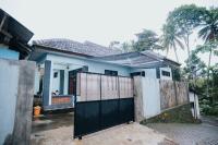 Agus Hidden Homestay - Banjar Sweet Village-Ijen - Chambres d'hôtes Banyuwangi