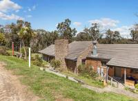 B&B Wallan - Harmonious One Bedroom Cabin - Bed and Breakfast Wallan