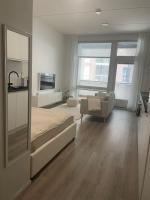 Yksiö loistavalla sijainnilla sekä yhteyksillä - Chambres d’hôtes