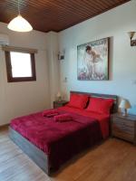 Love Holiday Suite 2 - Ferienwohnung Treís Eliés