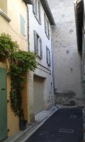 Petite maison sur jardin secret à 50 m de la Rue des teinturiers wifi gratuit - Chambres d'hôtes Avignon