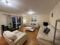 Ground Main Door with Private Parking - Ferienwohnung St Andrews