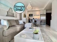 Stunning Stayz Luxury 2 King Suite at Friday Harbour Resort Marina Walk & Parking - B&B Innisfil